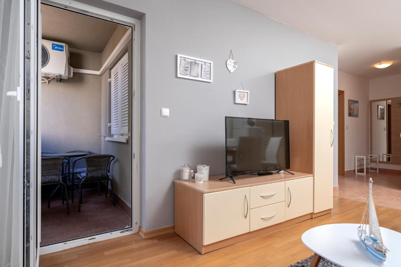 Villa Dalmatia Apartments Bol Luaran gambar