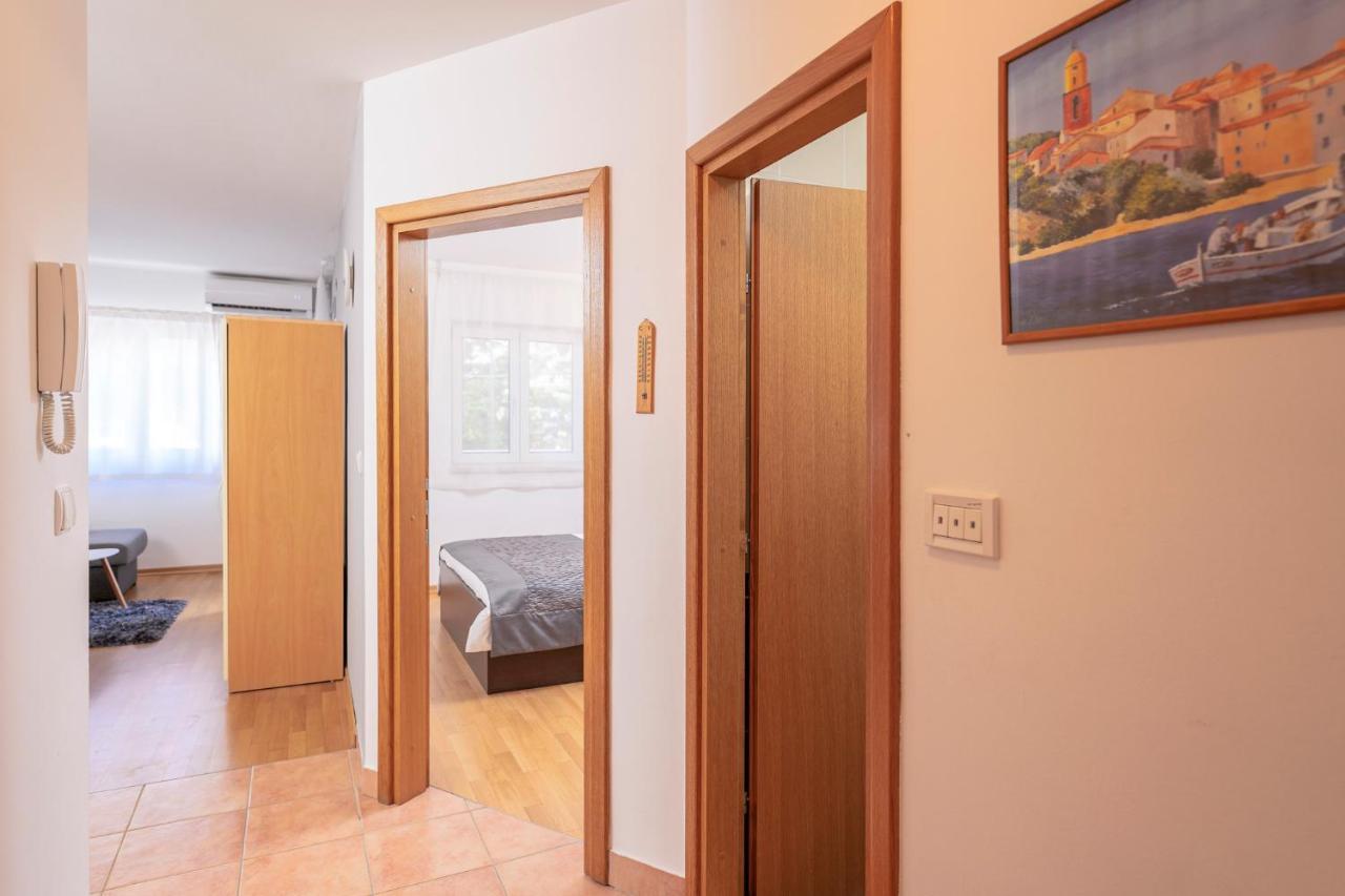 Villa Dalmatia Apartments Bol Luaran gambar