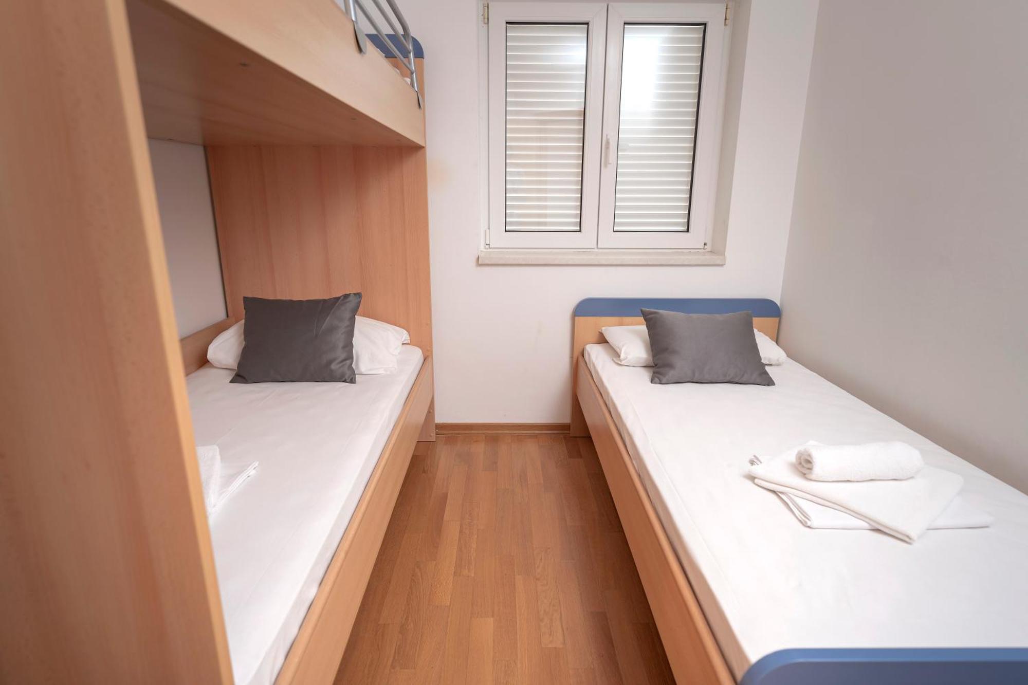 Villa Dalmatia Apartments Bol Luaran gambar