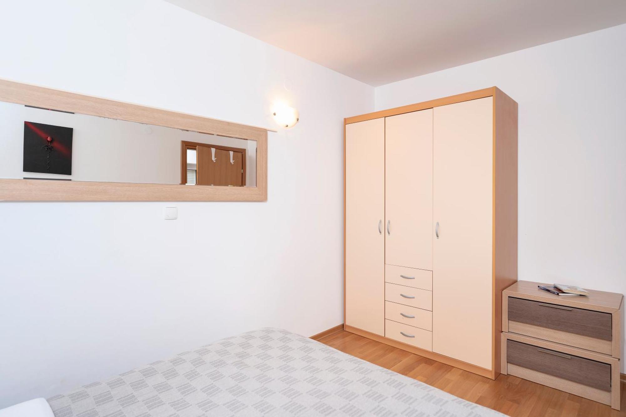 Villa Dalmatia Apartments Bol Luaran gambar
